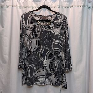 Chico's Travelers Collection Size 3 Top
